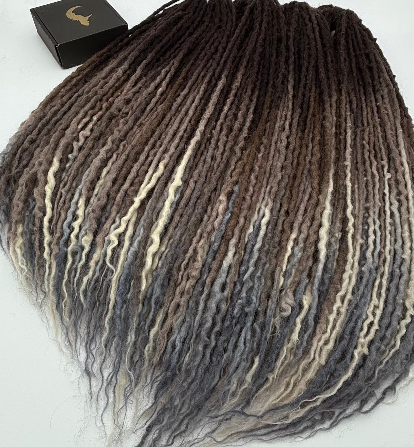 Dark Brown to White/Gray