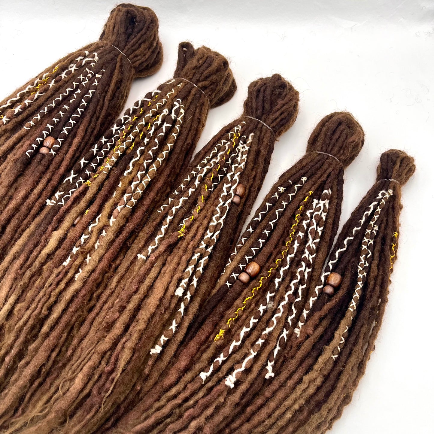 NATURALS - Medium/Dark Warm Brown