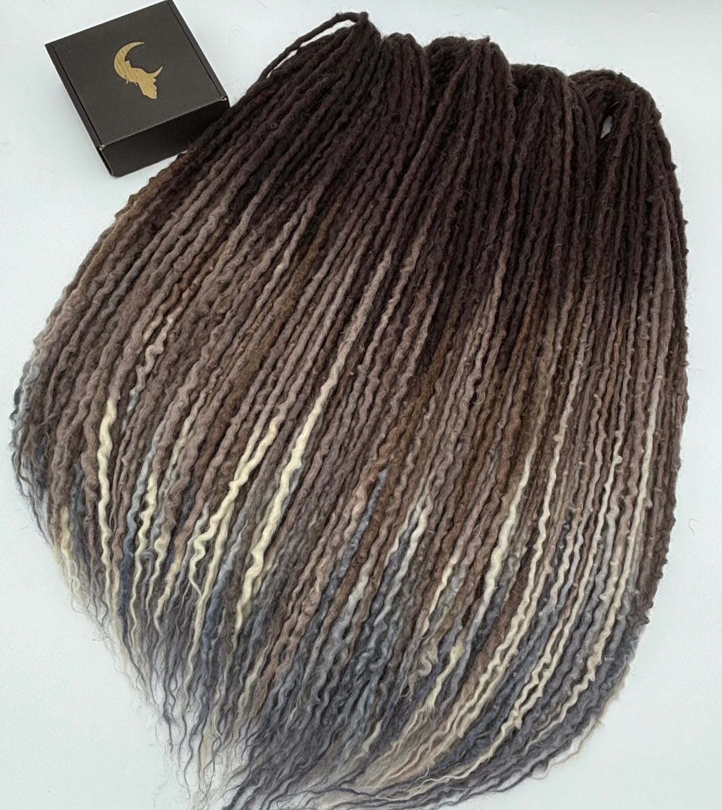 Dark Brown to White/Gray