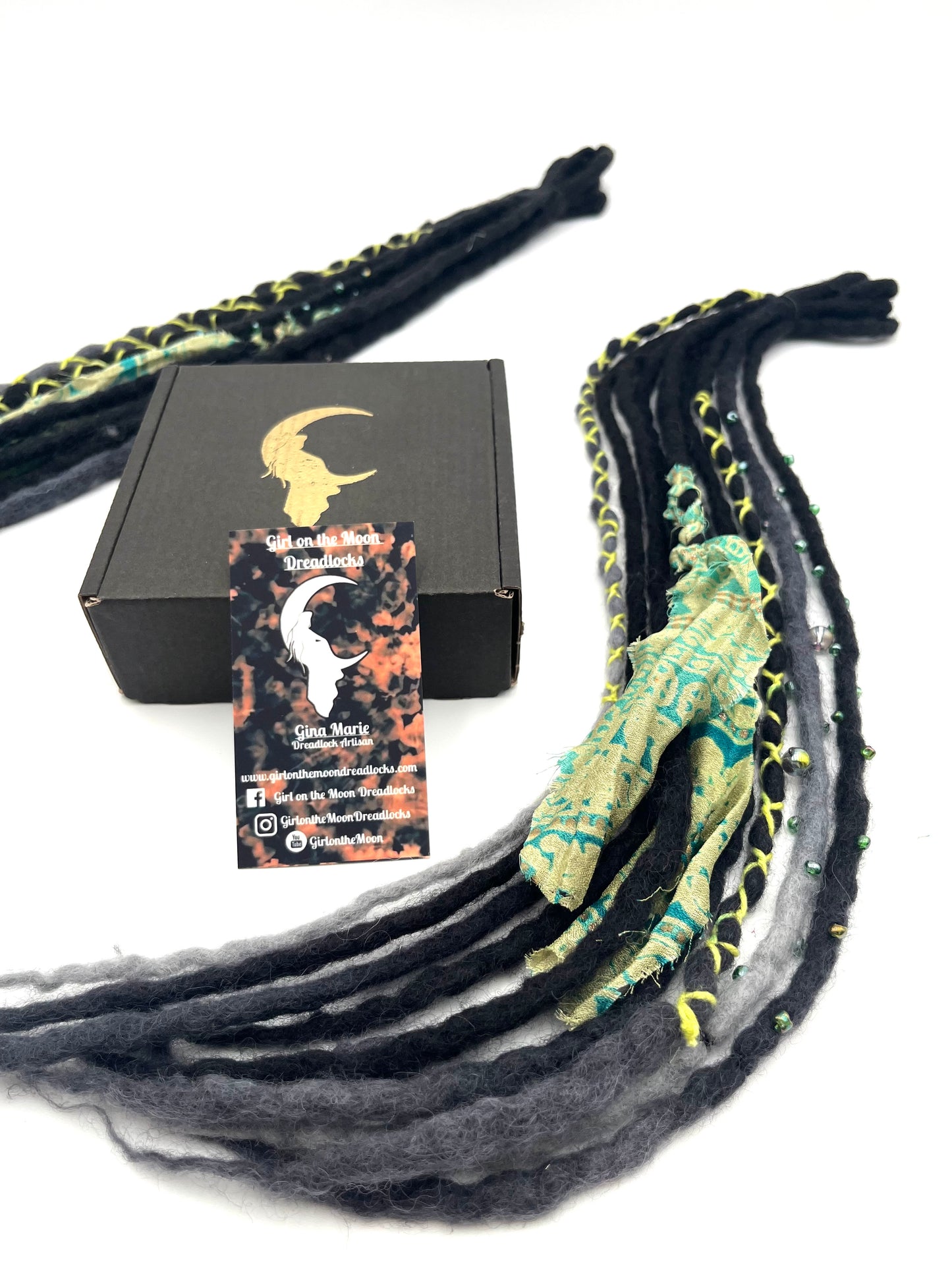 Mini Accent Set ~ Black to Green - Girl On The Moon Dreadlocks