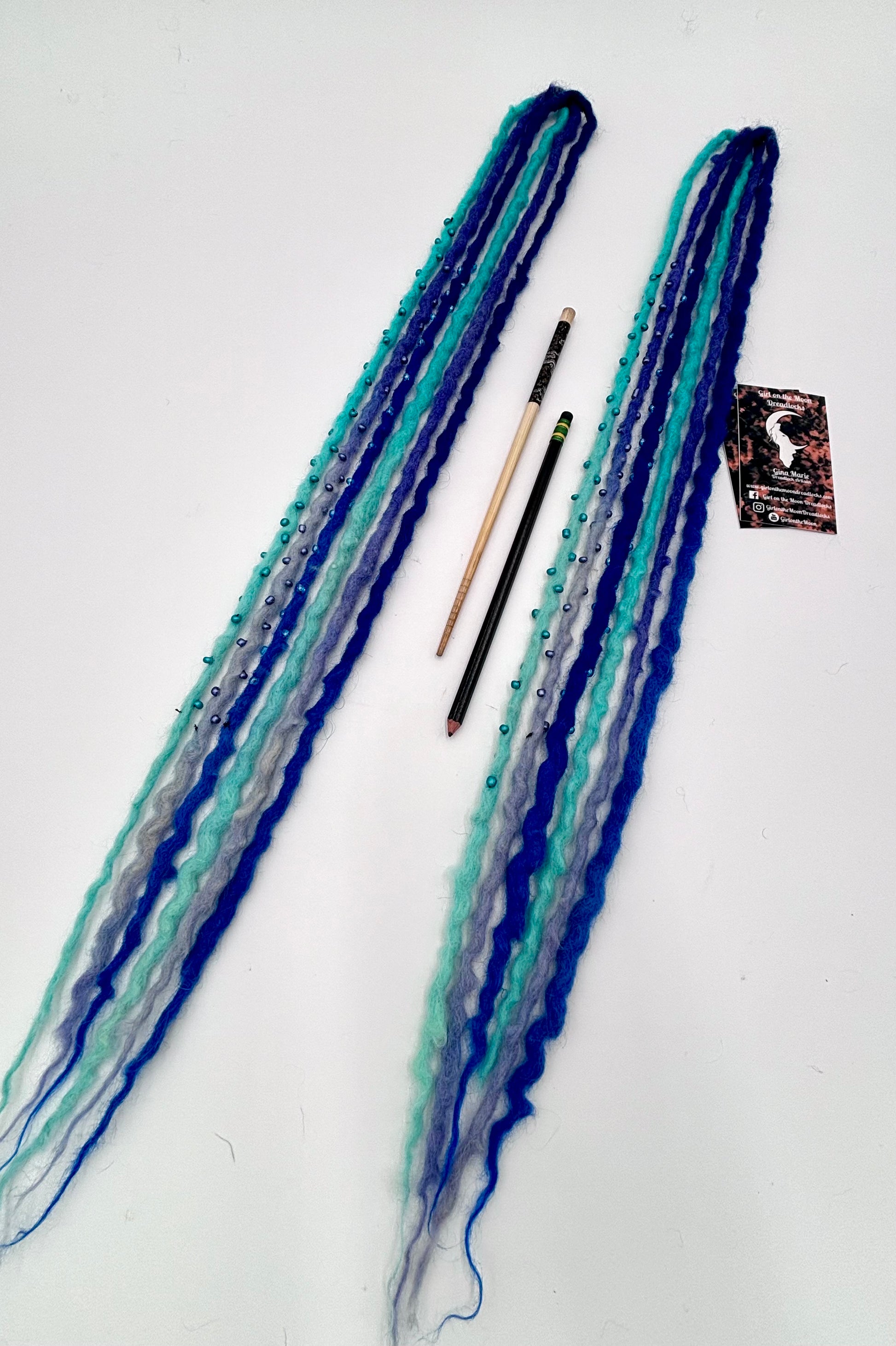 Aquarius Bubble Locs - Girl On The Moon Dreadlocks