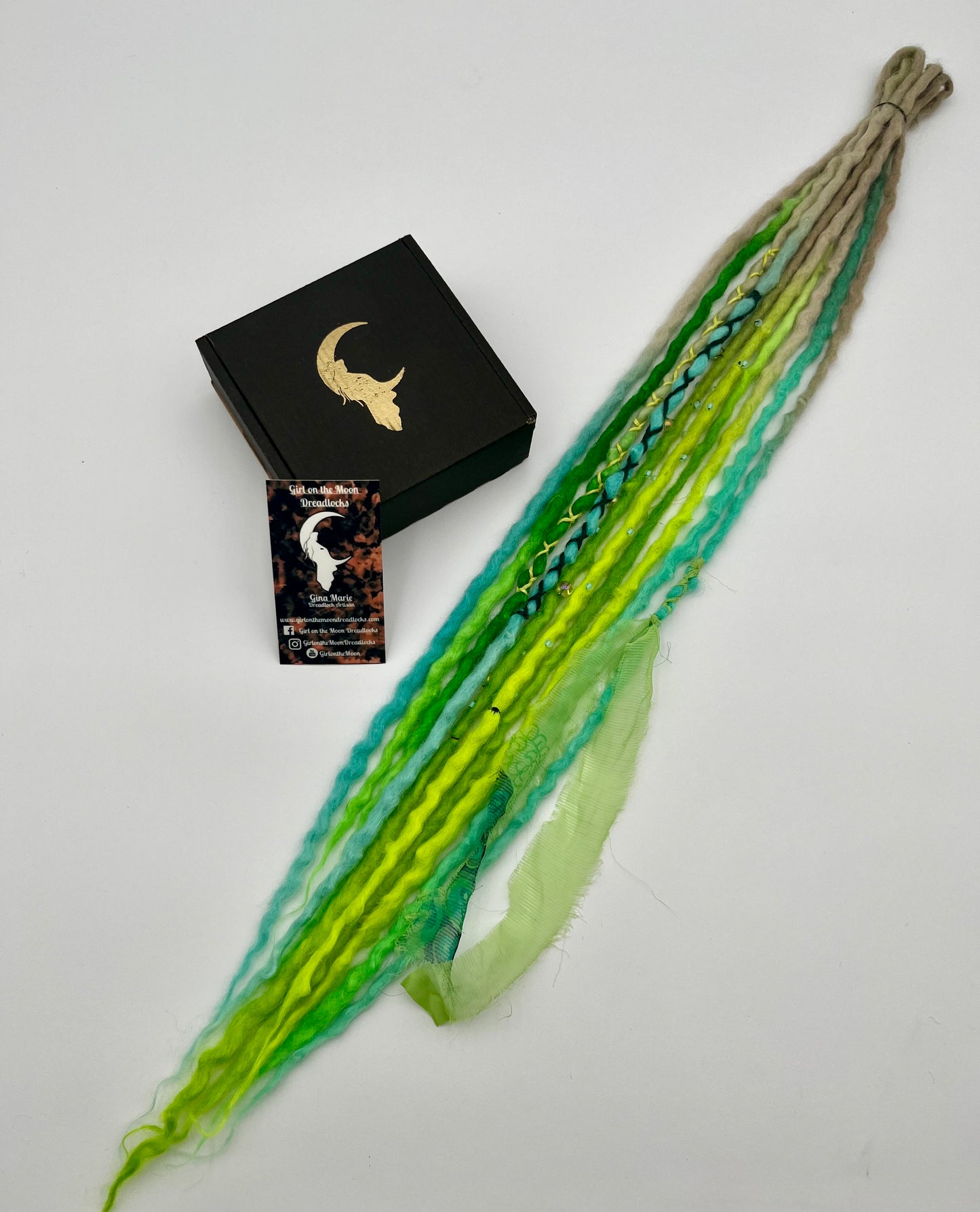 Lucky Clover Mini Accent ~ Early Spring Collection - Girl On The Moon Dreadlocks
