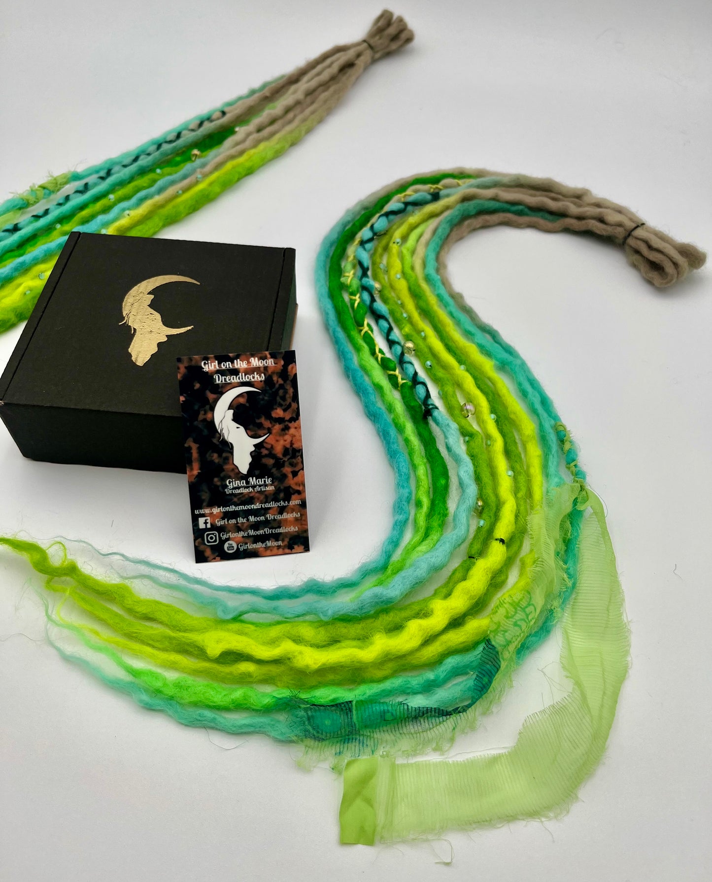 Lucky Clover Mini Accent ~ Early Spring Collection - Girl On The Moon Dreadlocks