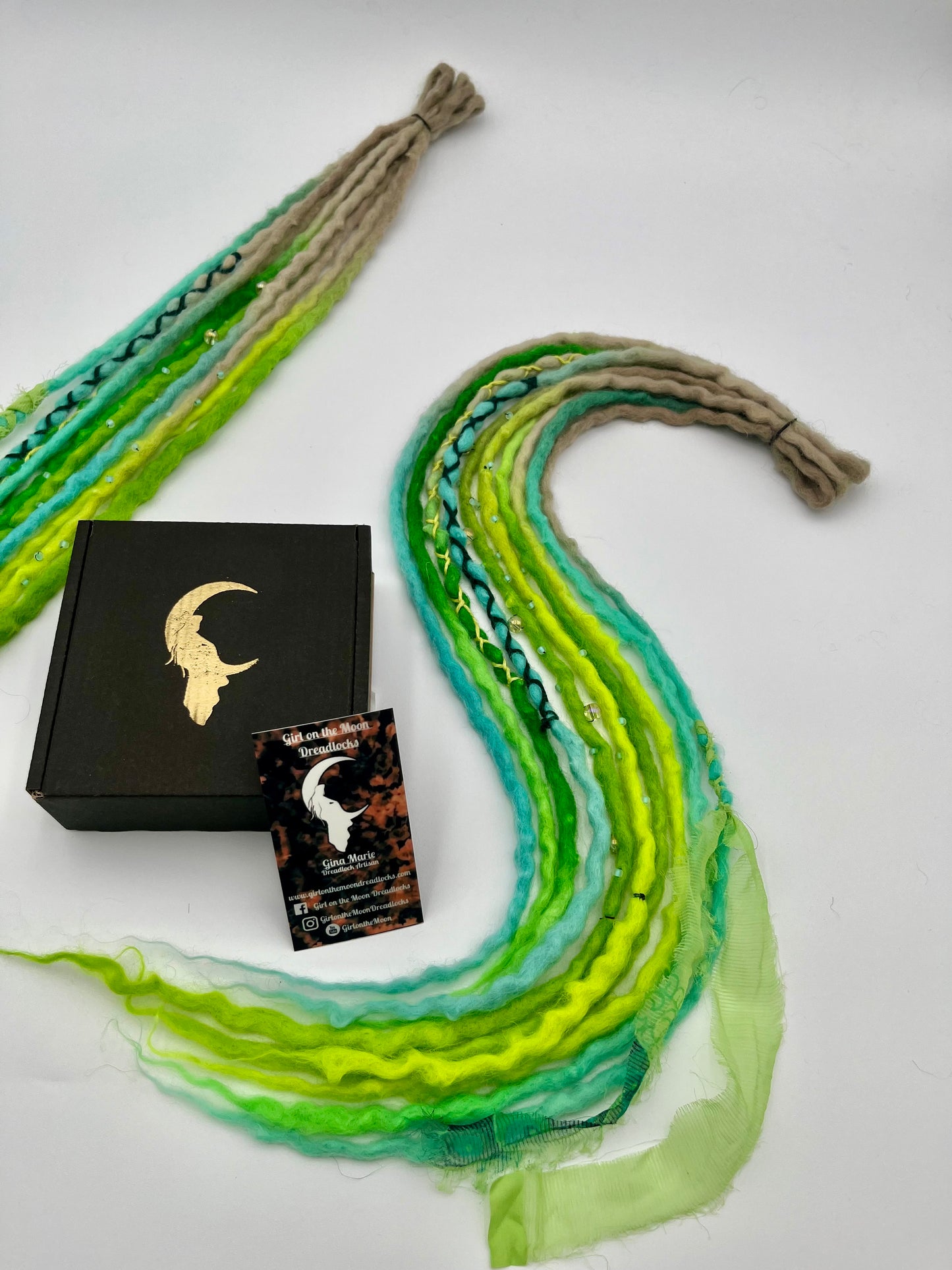 Lucky Clover Mini Accent ~ Early Spring Collection - Girl On The Moon Dreadlocks