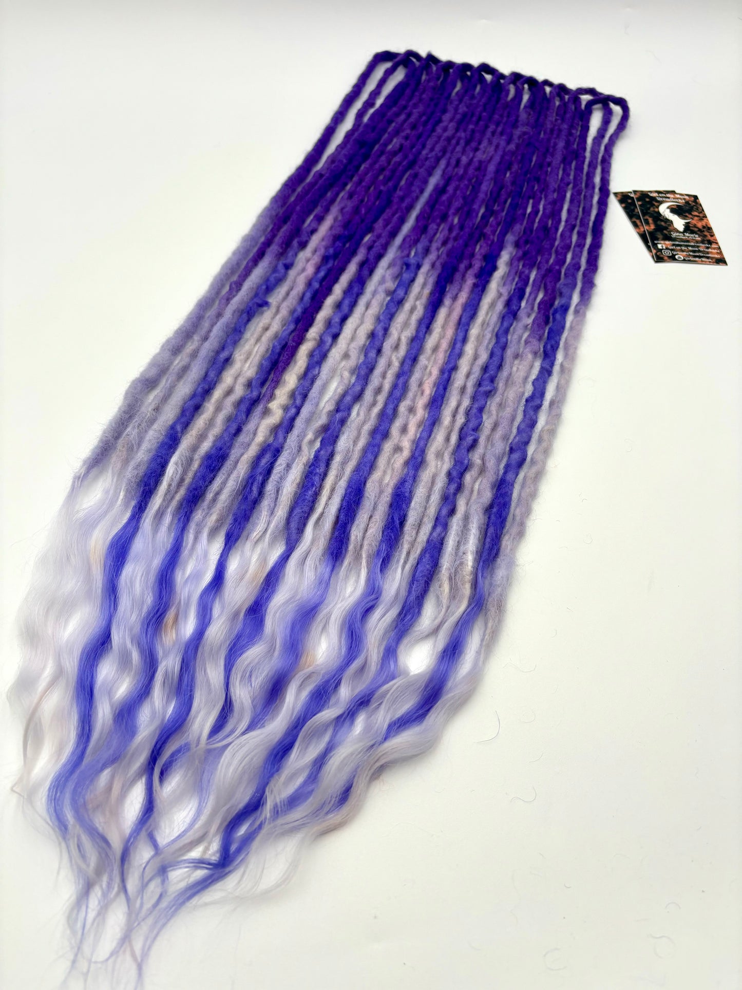 Valentines 2025 Wispy Ends ACCENT - Purple/Lavender